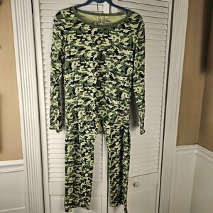 Leveret Womens Green Camo Pajamas Medium‎
